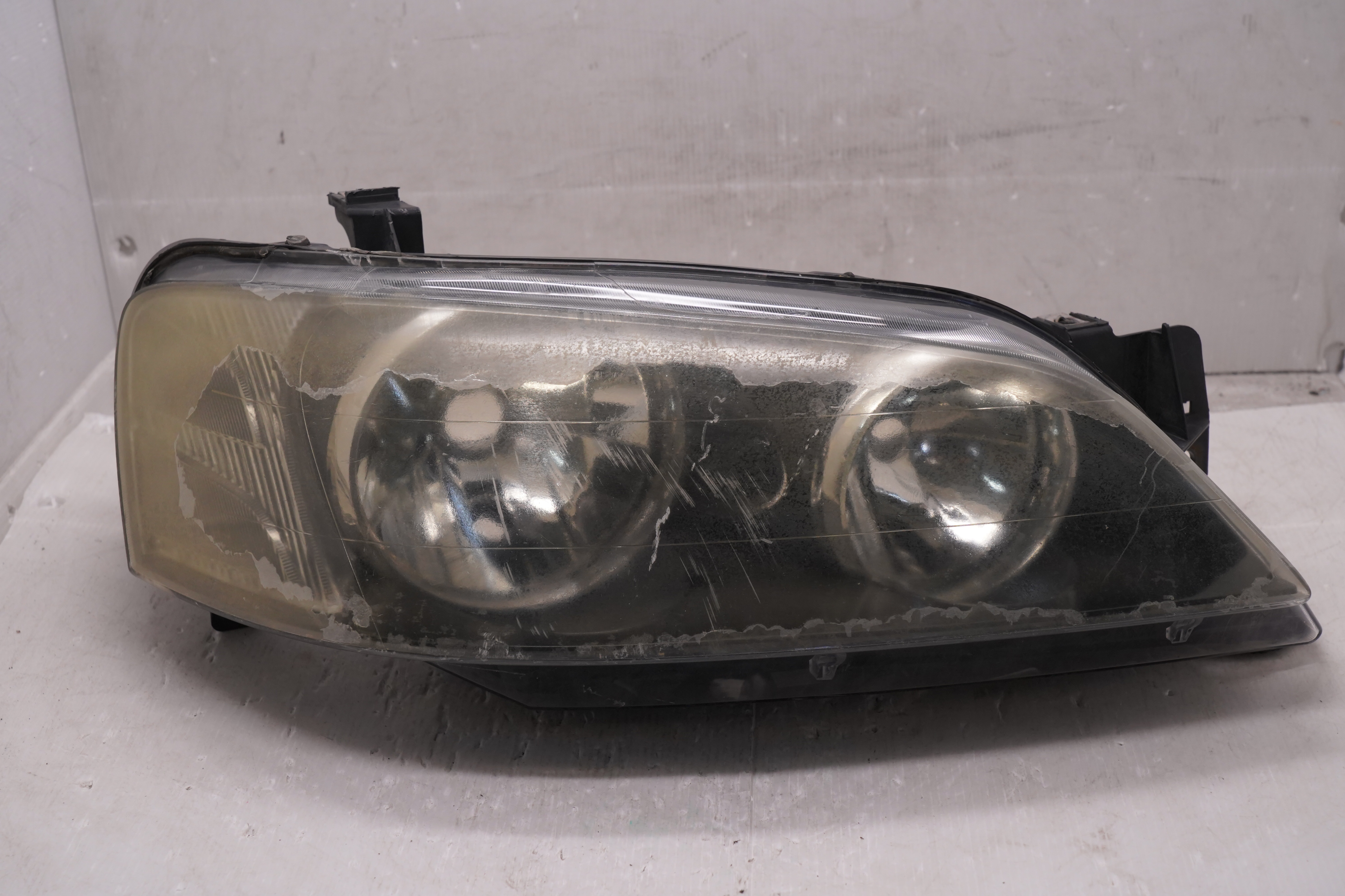 FORD FALCON BA/BF 2002-2006 HALOGEN R.H.S HEADLIGHT GENUINE