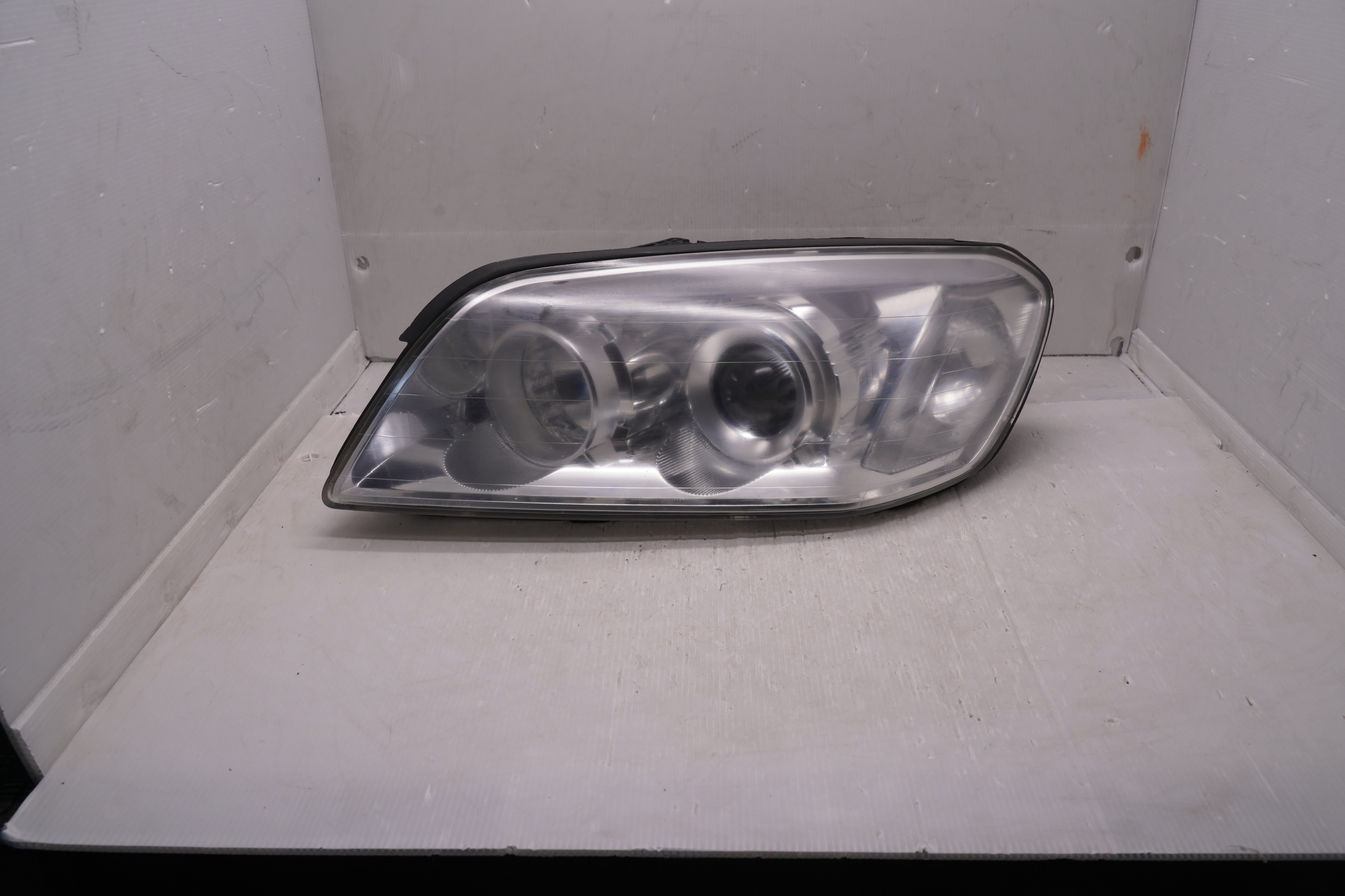 HOLDEN CAPTIVA 2006-2010 L.H.S HEADLIGHT GENUINE