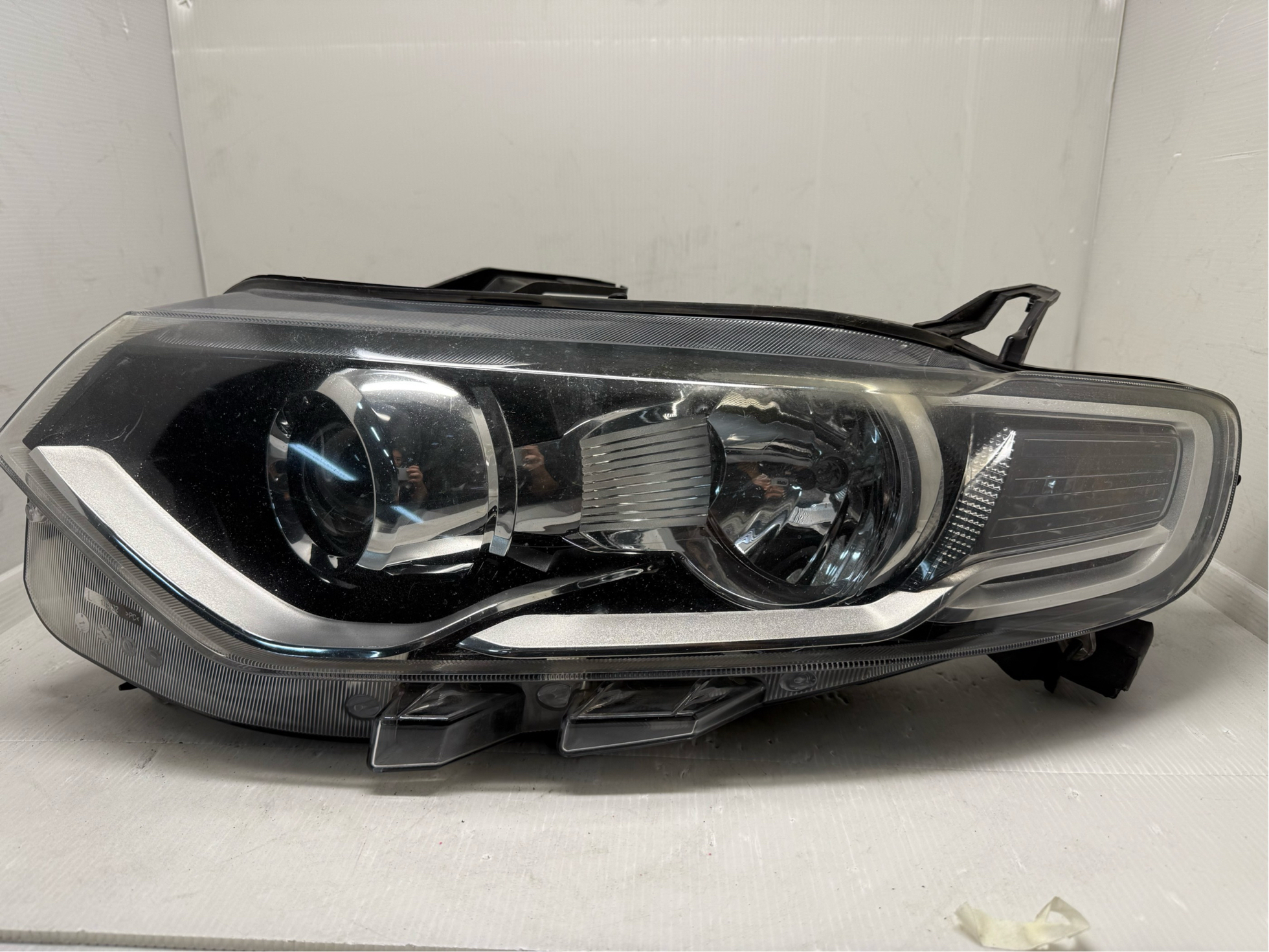 FORD TERRITORY SZ 2011-2017 HALOGEN L.H.S HEADLIGHT GENUINE