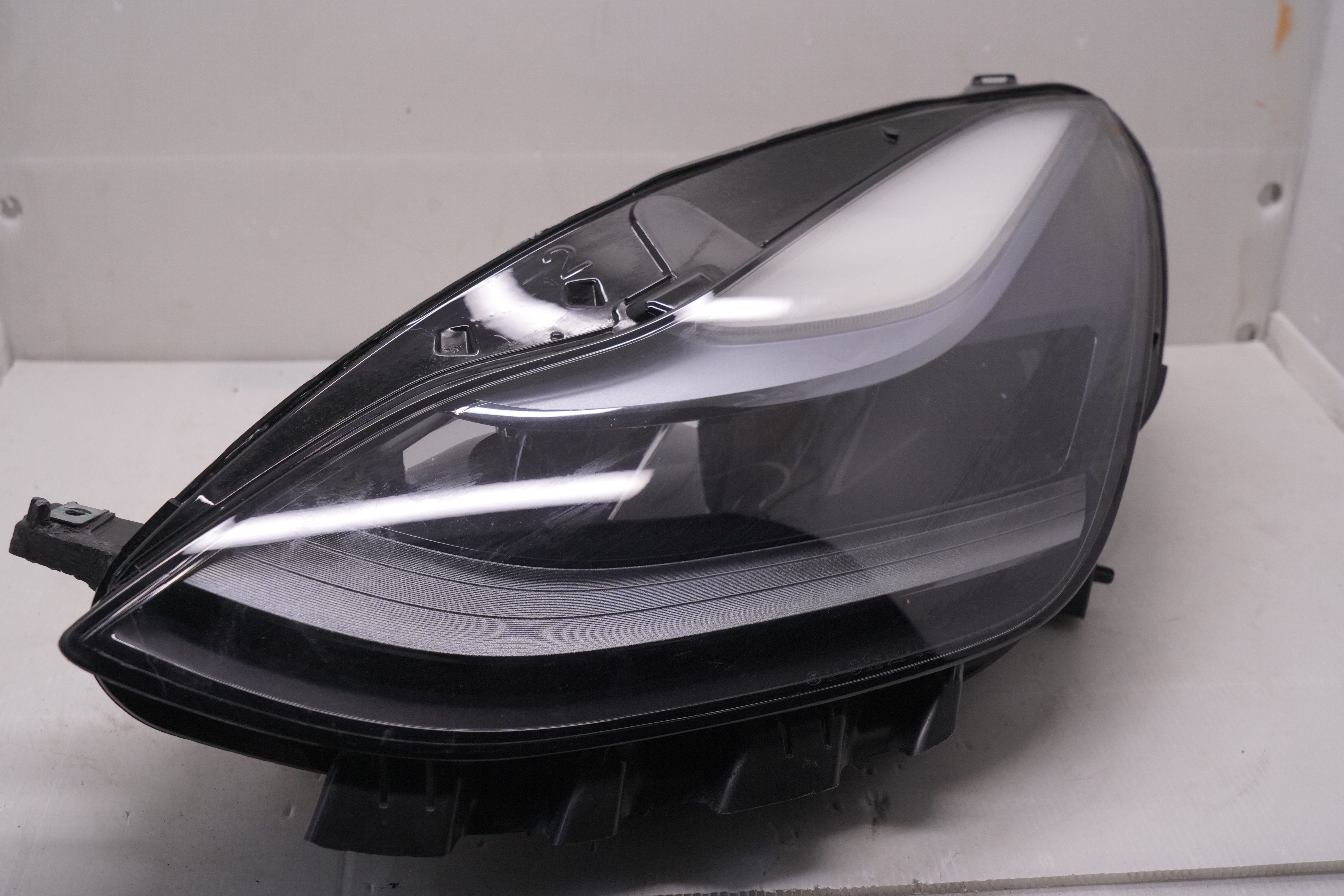 TESLA MODEL 3 2020-2022 LED L.H.S HEADLIGHT GENUINE