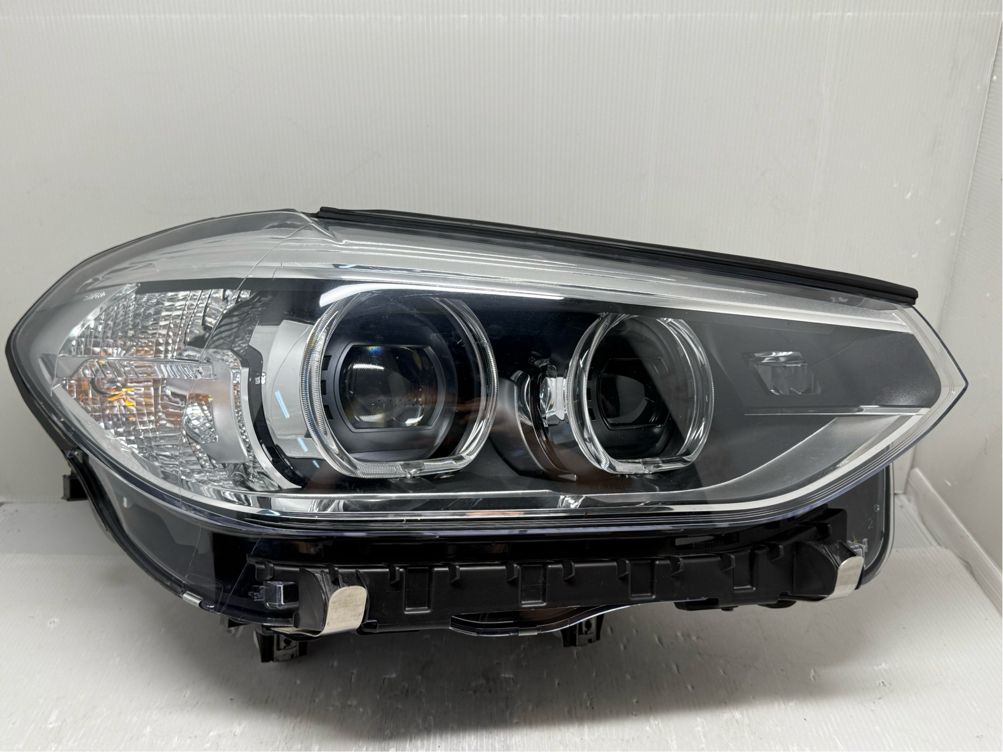 BMW X3 G01 X4 G02 2018-2021 LED R.H.S HEADLIGHT GENUINE