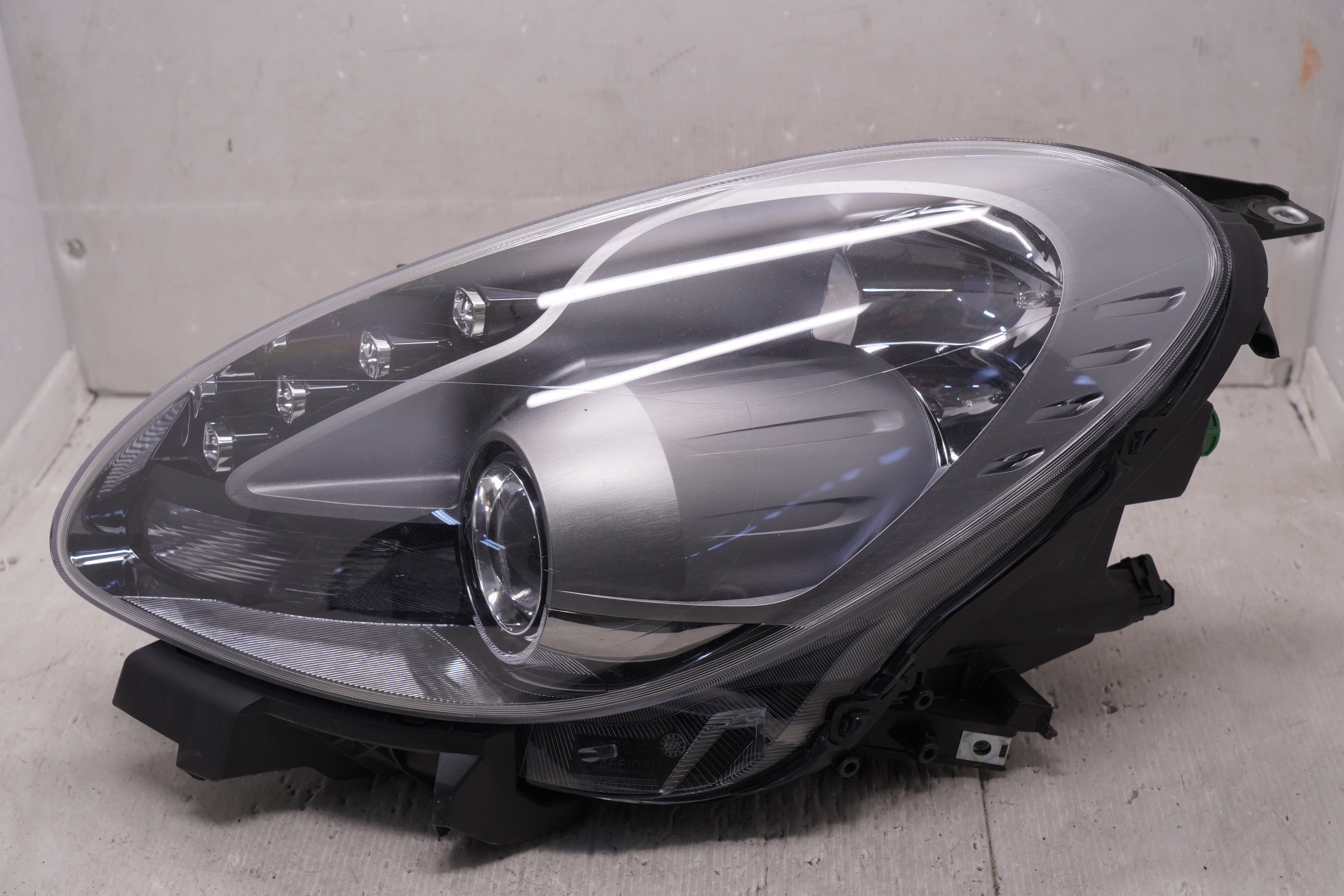 ALFA ROMEO GIULIETTA 2011-2016 XENON L.H.S HEADLIGHT GENUINE