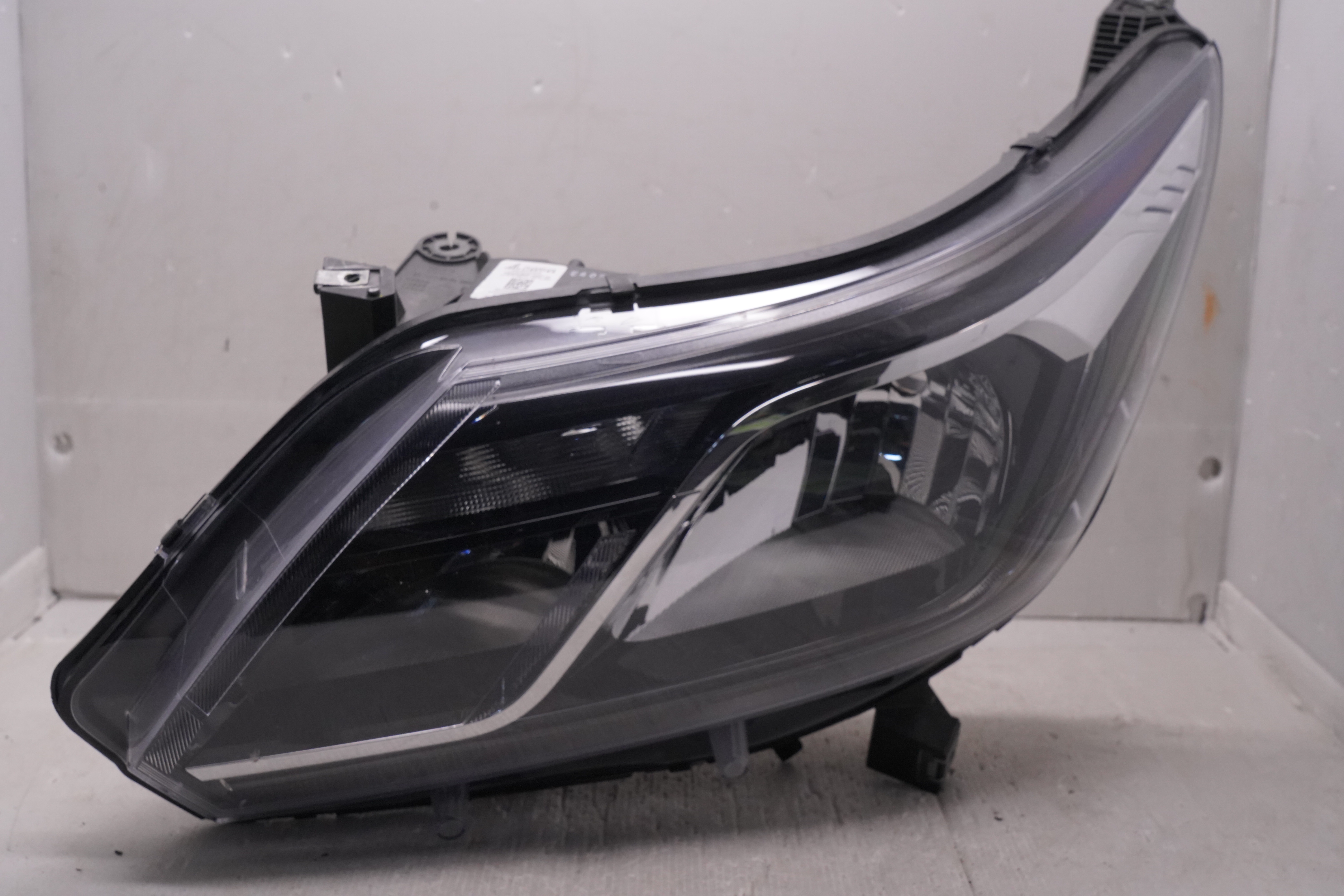 HOLDEN COLORADO 2016-2023 HALOGEN L.H.S HEADLIGHT GENUINE