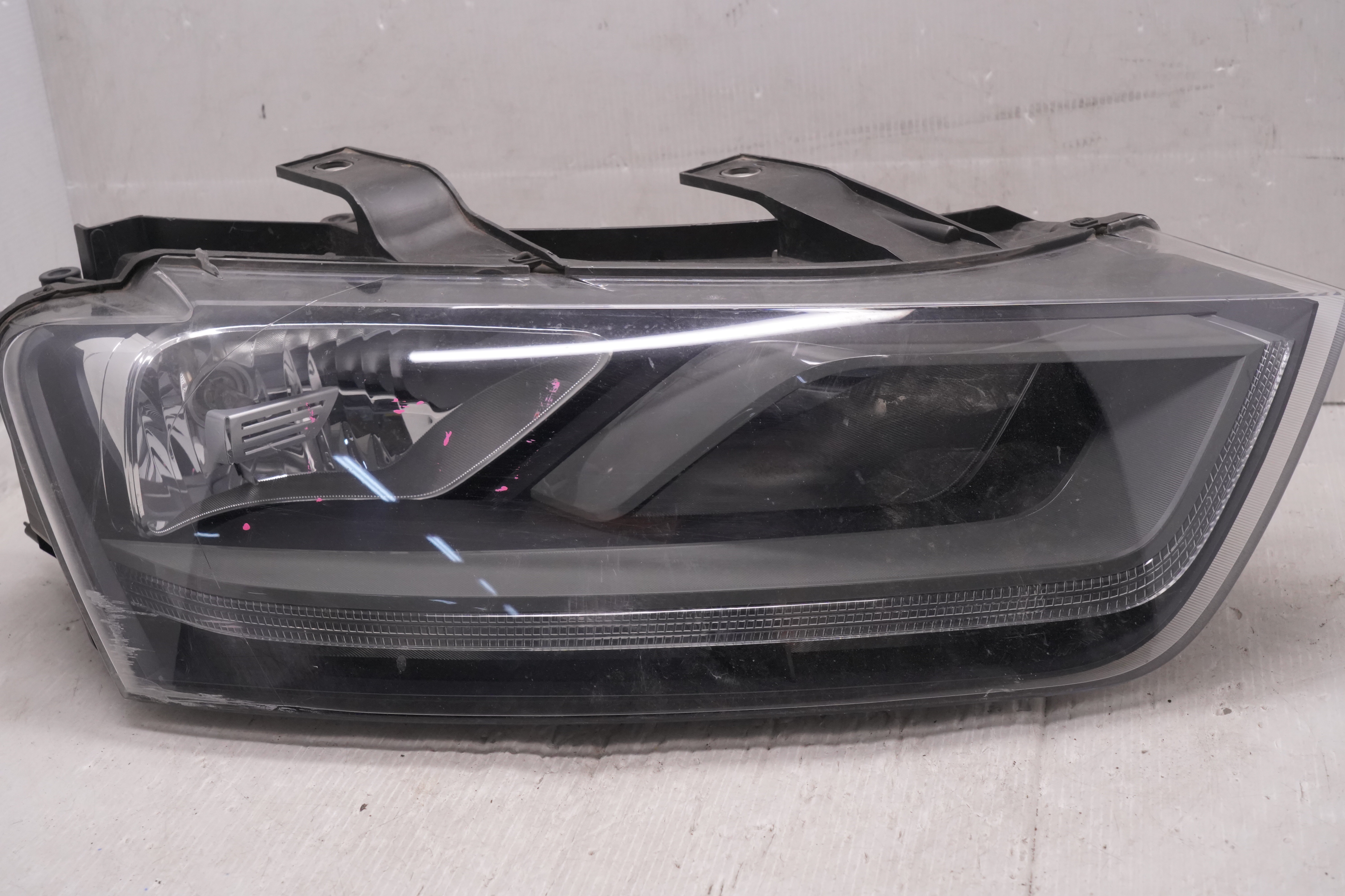 AUDI Q3 8U 2011-2014 HALOGEN R.H.S HEADLIGHT GENUINE