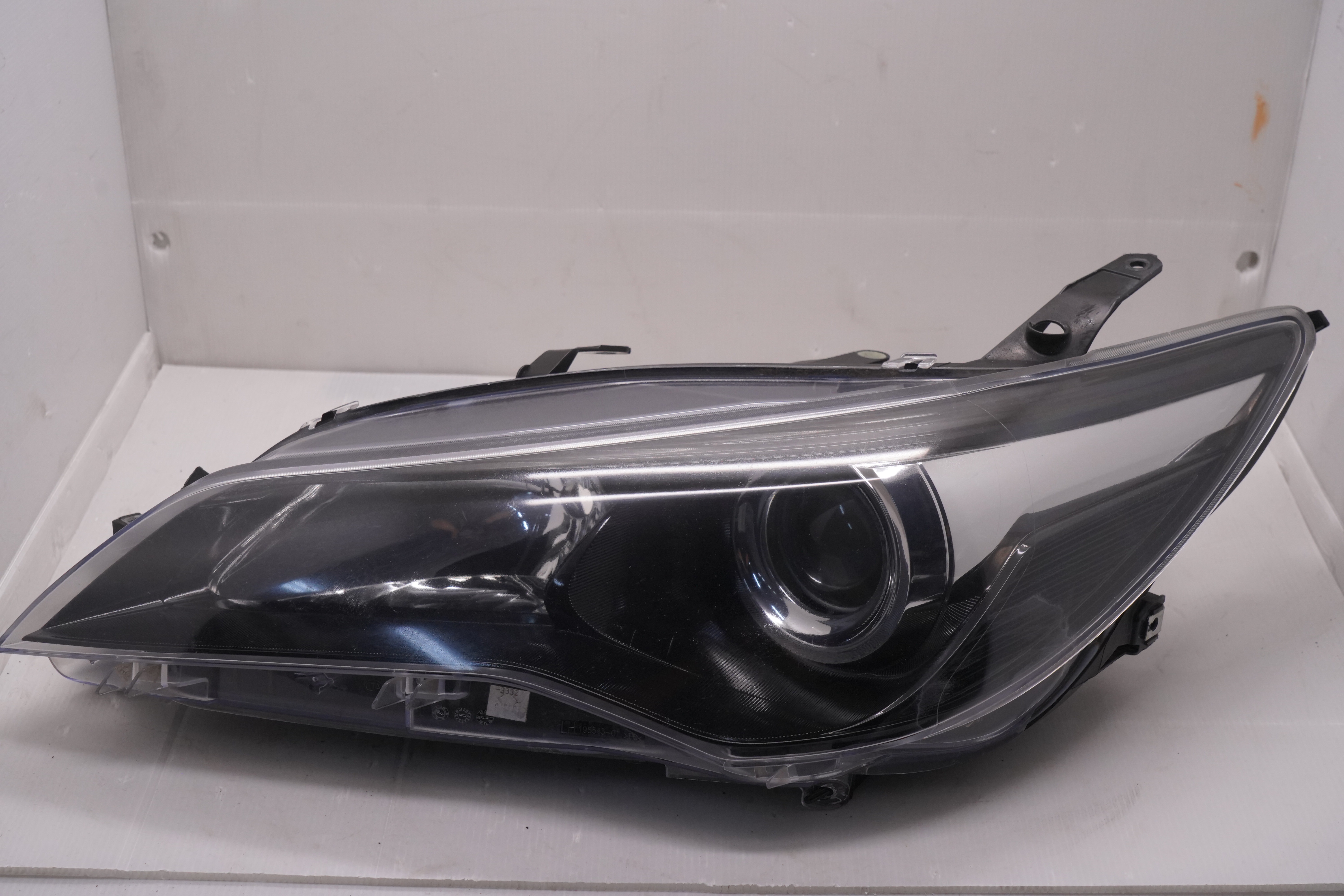 Toyota CAMRY 2015-2017 L.H.S HEADLIGHT GENUINE