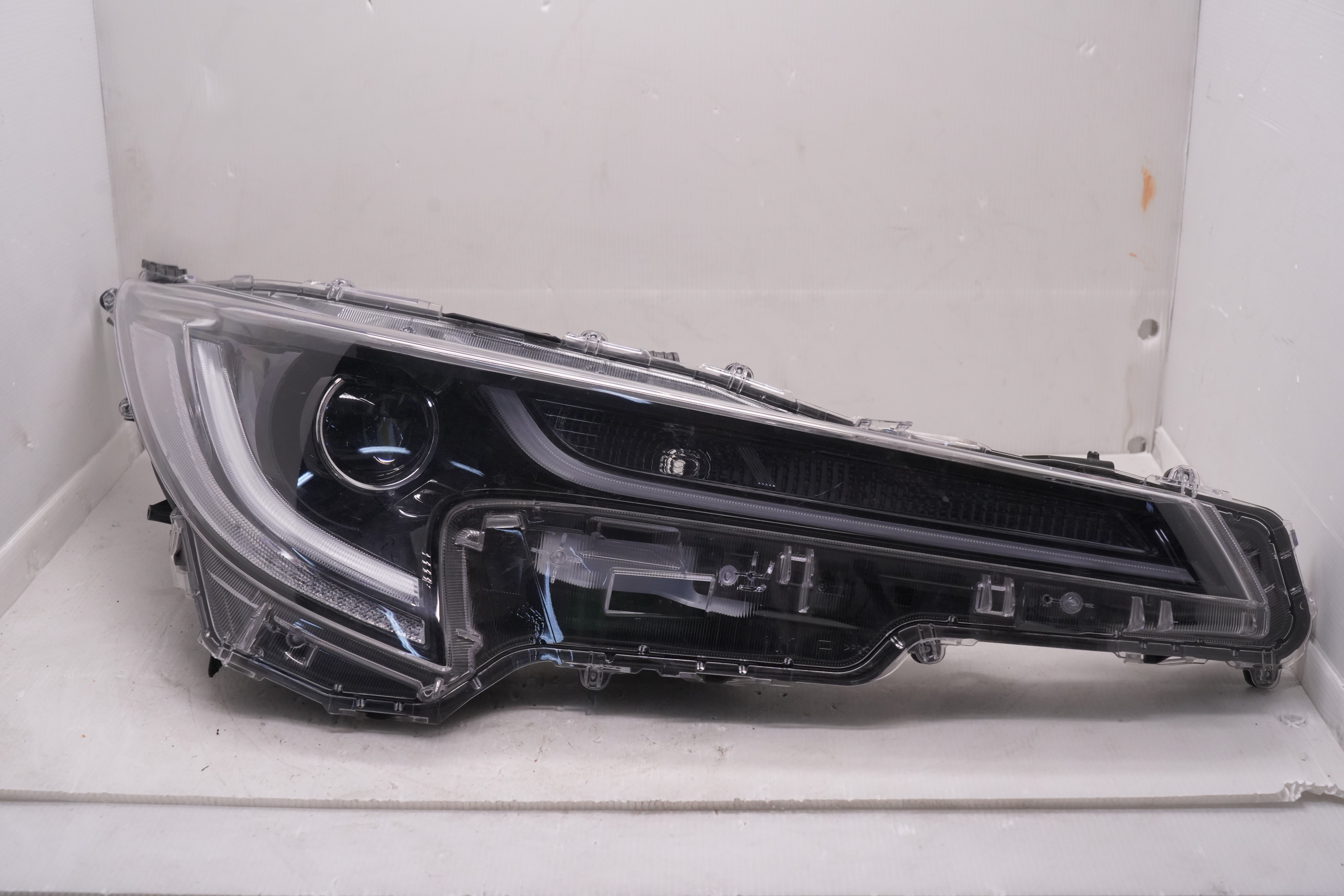 TOYOTA COROLLA E21 LEVIN 2019-2021 LENS LED R.H.S HEADLIGHT GENUINE