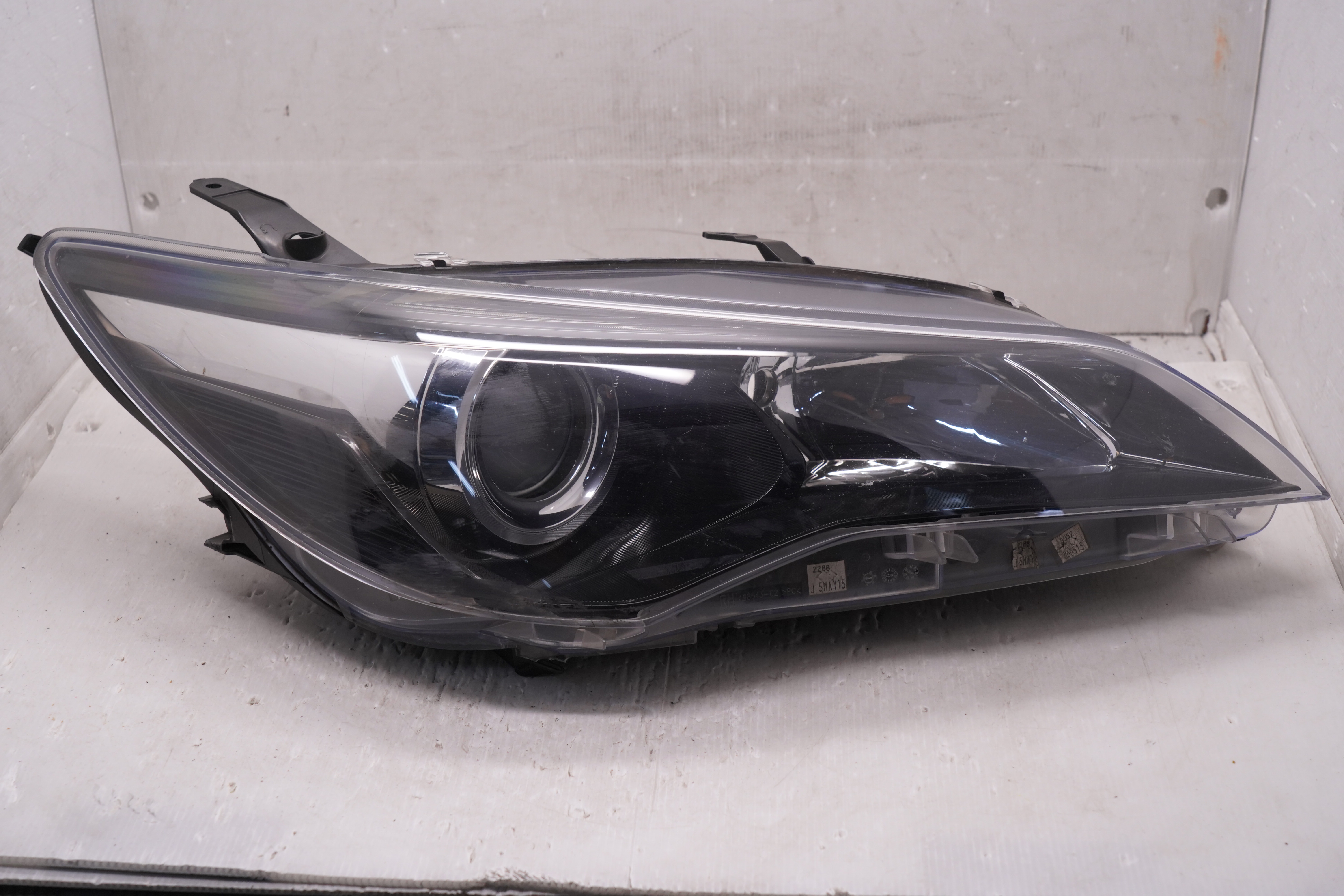 TOYOTA CAMRY ASV50R 2015-2017 HALOGEN L.H.S HEADLIGHT GENUINE