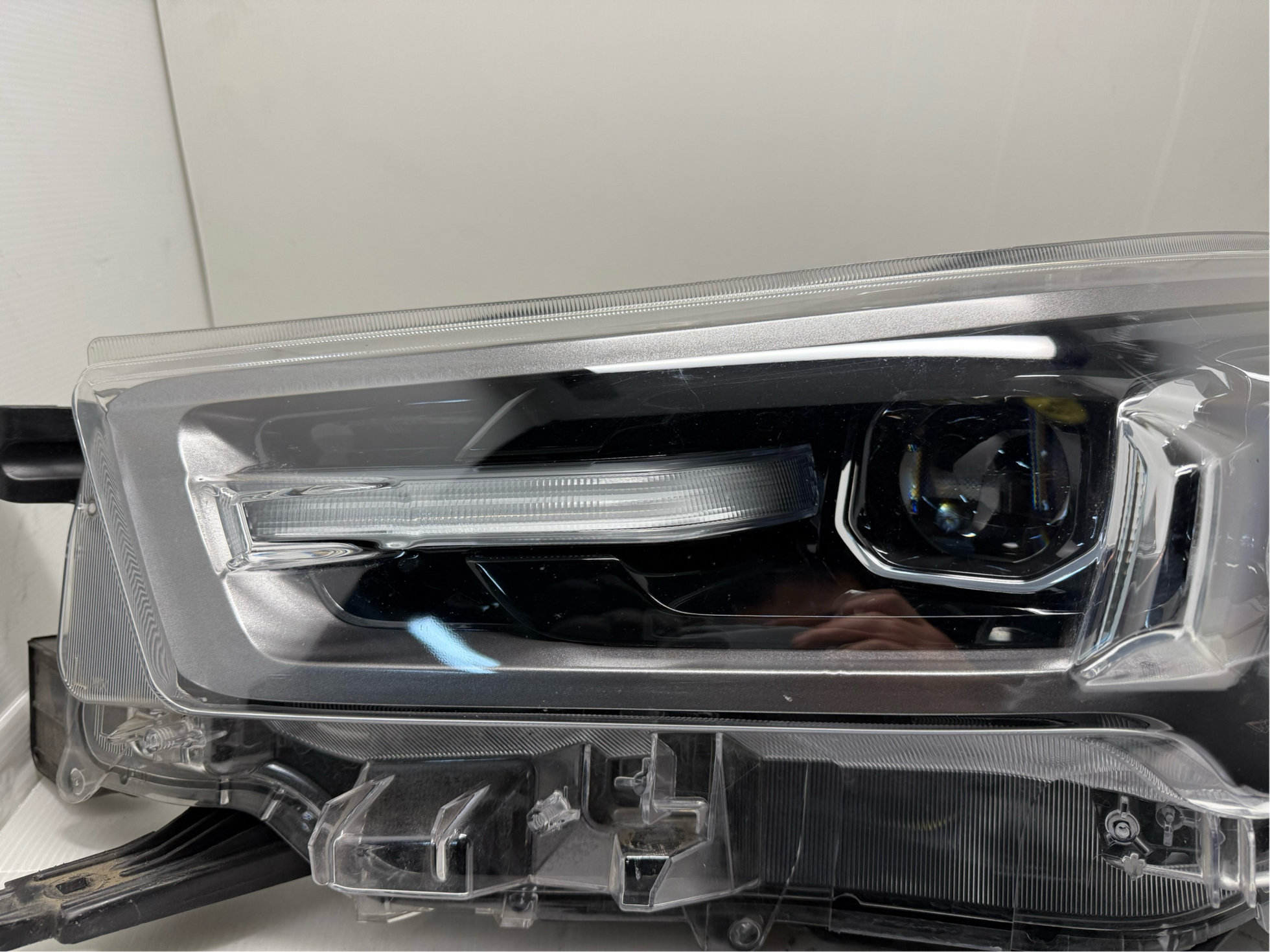 TOYOTA HILUX REVO 2020-2023 LED L.H.S HEADLIGHT GENUINE